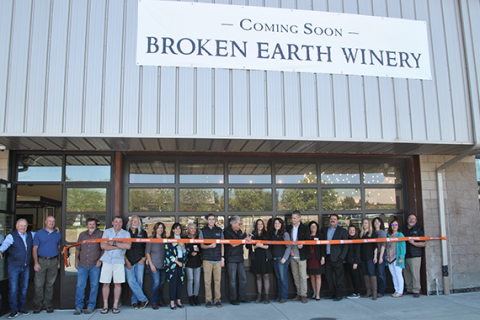 broken earth winery